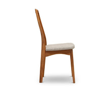 Load image into Gallery viewer, Evon Dining Chair
